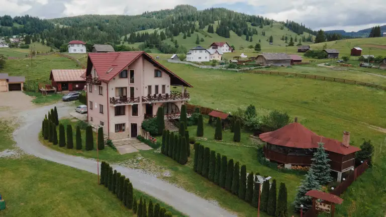 Pensiunea Miruna 5